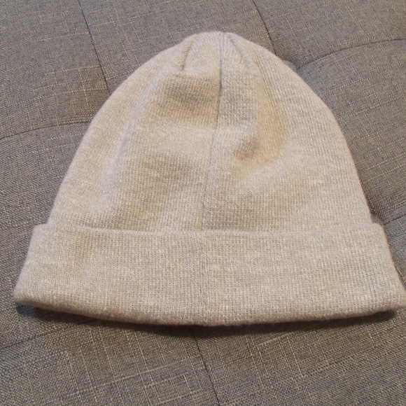 Gray #Weekend Beanie Hat Size 4-7 - Picture 5 of 8